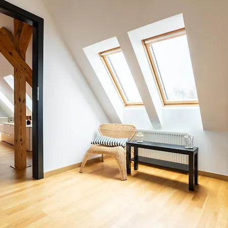 Victus Apartamenty, Royal